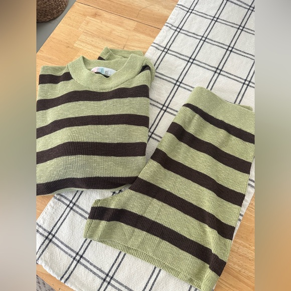 Free People Other - Malibu surf sweater set